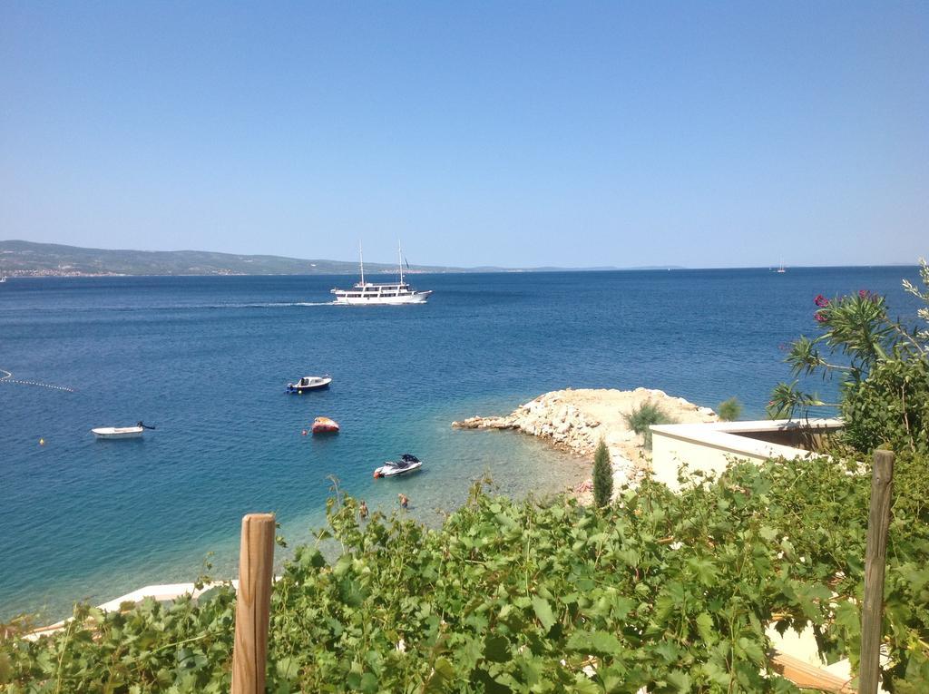 Apartments Lozina On The Beach Omiš Buitenkant foto